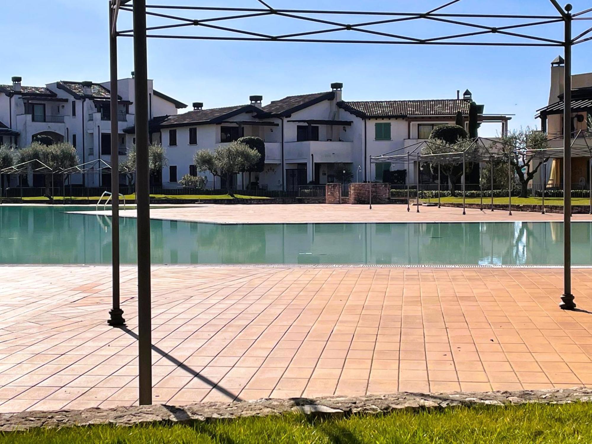 Garda Resort Village 11 Peschiera del Garda Extérieur photo